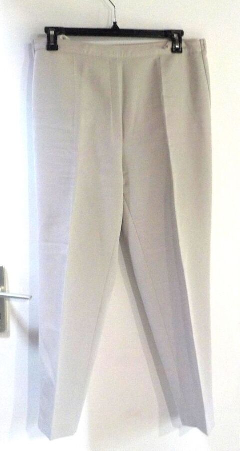 PANTALON BEIGE C&A FEMME TAILLE 46 3 Bubry (56)