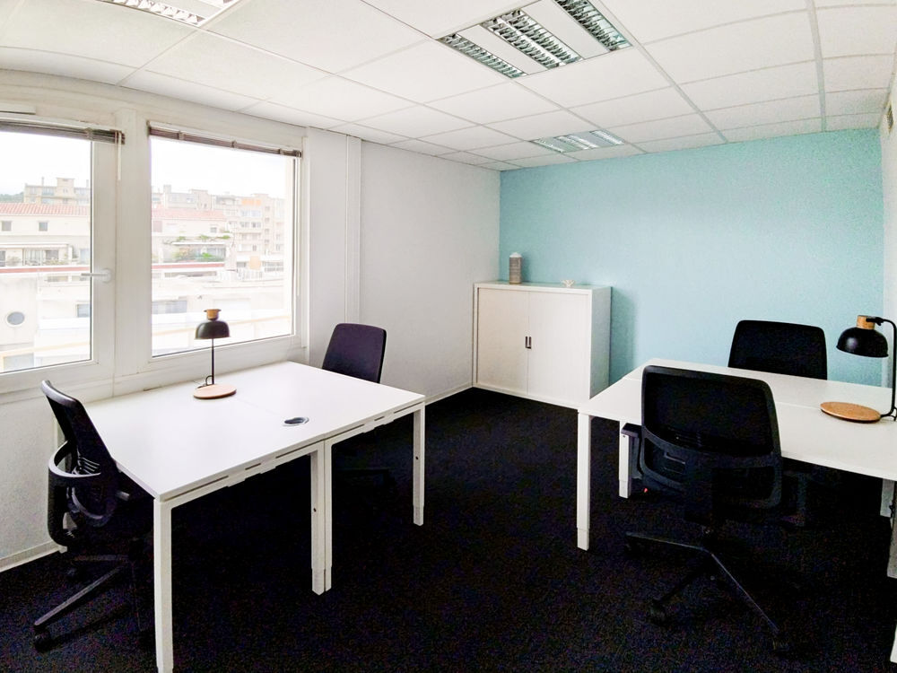   Basculez vers un espace de bureau ouvert prêt à l'emploi pour 15 personnes à Marseille Prado Marseille 8