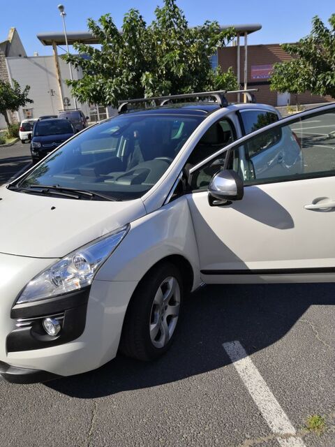 Peugeot 3008 2.0 HDi 16V 163ch FAP Premium Pack A 2011 occasion S&egrave;te 34200