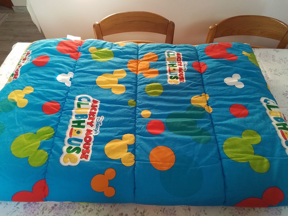 Magnifique Couette Disney Mobilier enfants