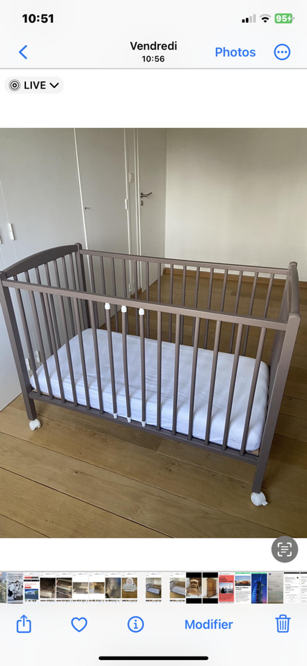 Lit b&eacute;b&eacute; &eacute;volutif bois &agrave; roulettes Mobilier enfants