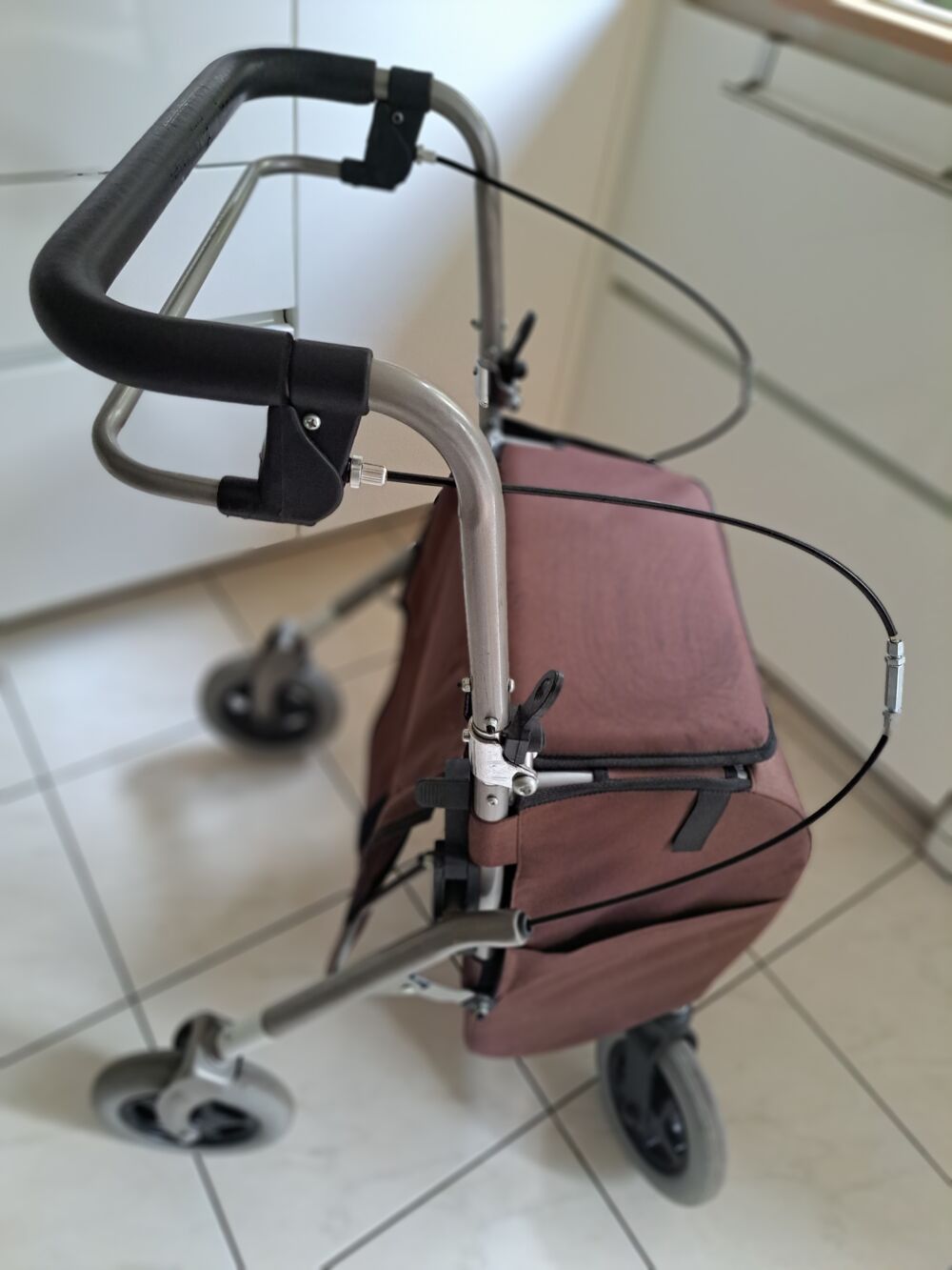 D&eacute;ambulateur caddie Cuisine