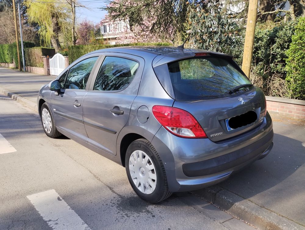 207 1.6 HDi 90ch FAP 99g BLUE LION Active 2010 occasion 59790 Ronchin