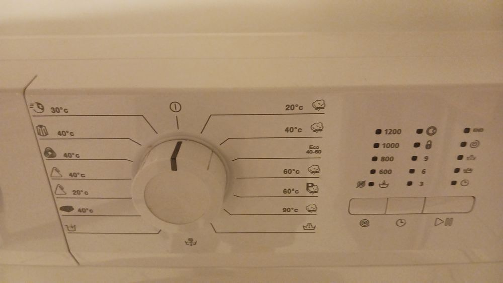 Lave-linge Valberg hublot Electroménager