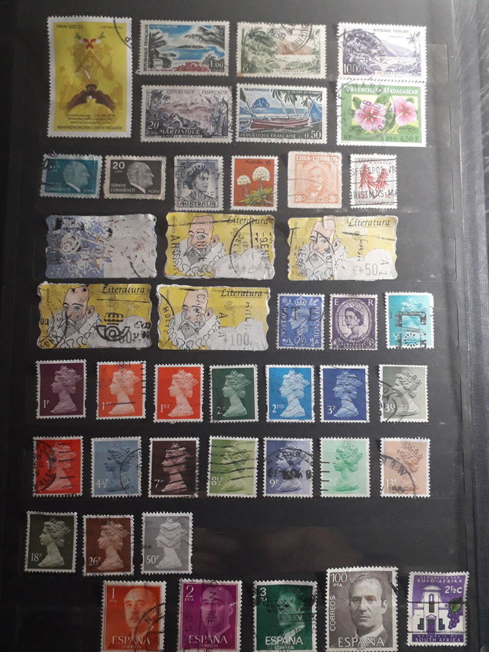 N.242 lot de 410 timbres de divers Pays pour 3€ 