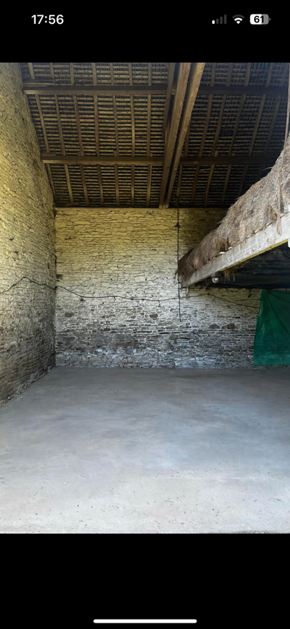 Location Parking/Garage ABRI COUVERT POUR CAMPING-CAR / VAN / BATEAU - Pontorson