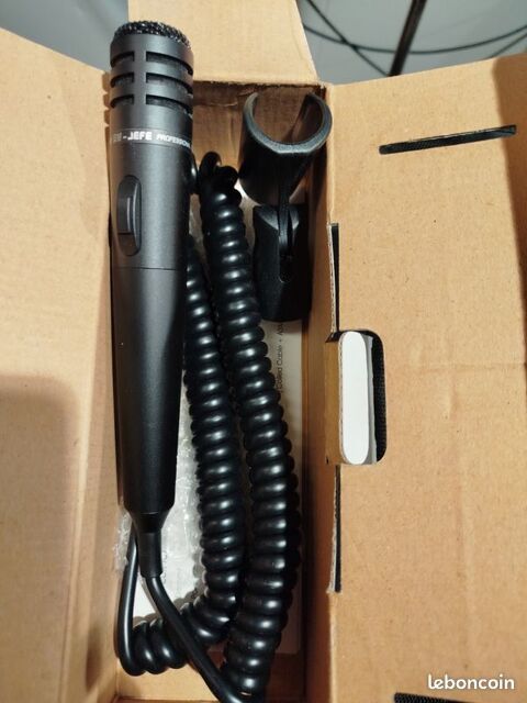 Micro AVL 200 40 Thoisy-la-Berch�re (21)