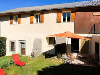  Maison  vendre 8 pices 215 m