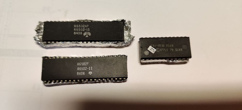 Composants pour APPLE II Matériel informatique