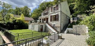  Maison � vendre 8 pi�ces 178 m� Fontaine-le-port