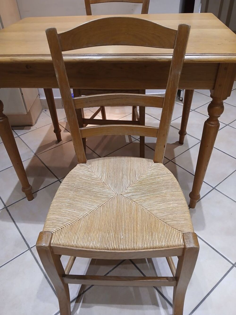 Table en pin massif + 2 chaises ? id&eacute;al petit espace Meubles
