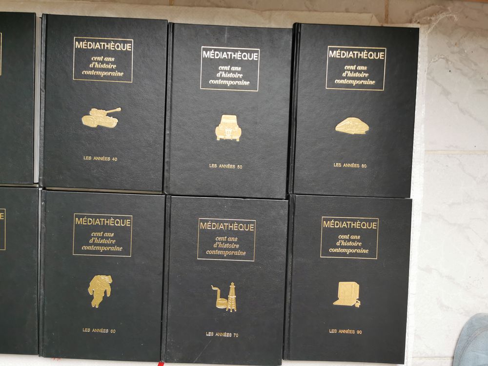 Encyclop&eacute;die &quot;Cent ans d'histoire contemporaine&quot; Livres et BD