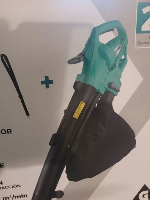 Aspirateur broyeur souffleur neuf profilex 40 Oissel (76)