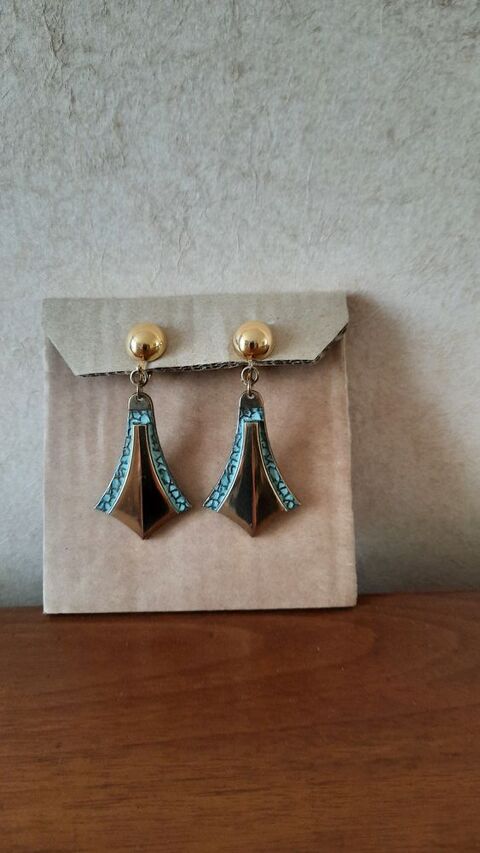 Boucles d'oreilles 7 Saint-Germain-du-Puy (18)