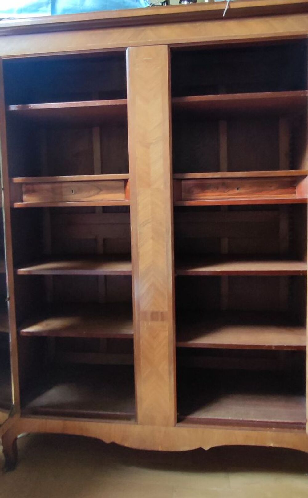 Armoire marquet&eacute;e ancienne Meubles