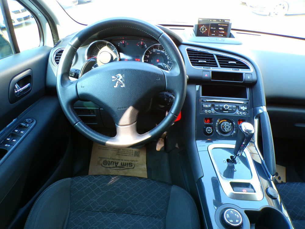 3008 1.6 HDi 115ch FAP BVM6 Business (6 CV) 2015 occasion 42300 Roanne