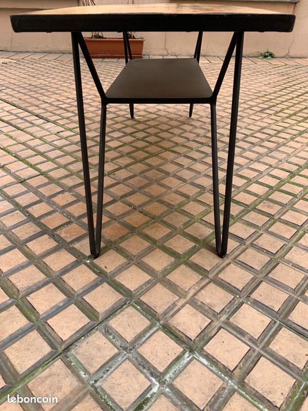 Table basse artisanale bois massif fer forg&eacute; Meubles