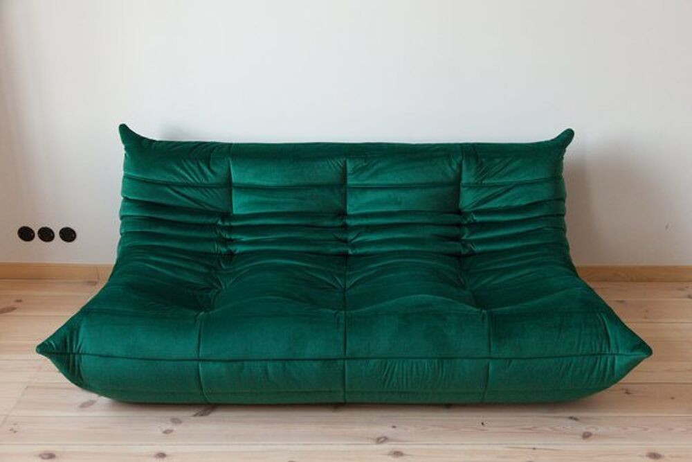 Canap&eacute; Togo Ligne Roset 3 place original - tissu velour vert Meubles