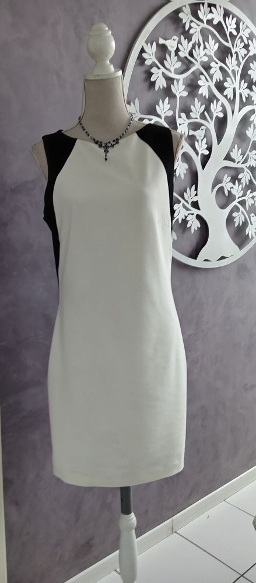 Robe neuve Mango Vêtements