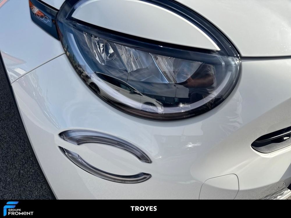 Fiat 600 T-Gen 3 1.2 Hybrid 145ch eDCT6 Pop 2025 occasion 10600 La Chapelle-Saint-Luc