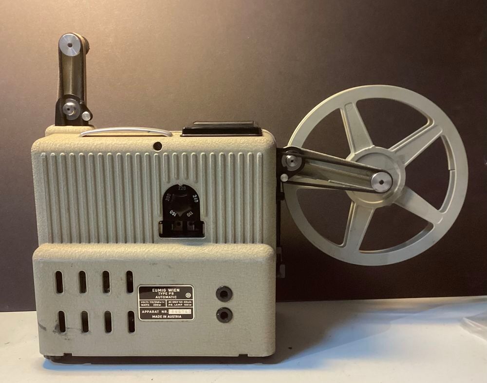 Projecteur cin&eacute;ma EUMIG P8 