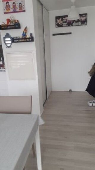  Appartement à louer 2 pièces 42 m²