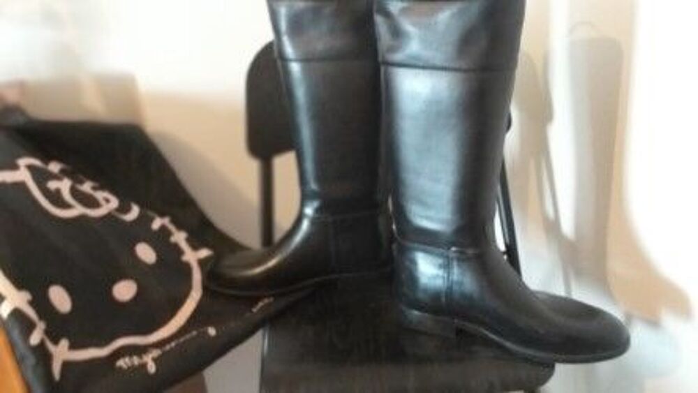 BOTTES EN CUIR MARQUE """ KITTY """ Audio et hifi