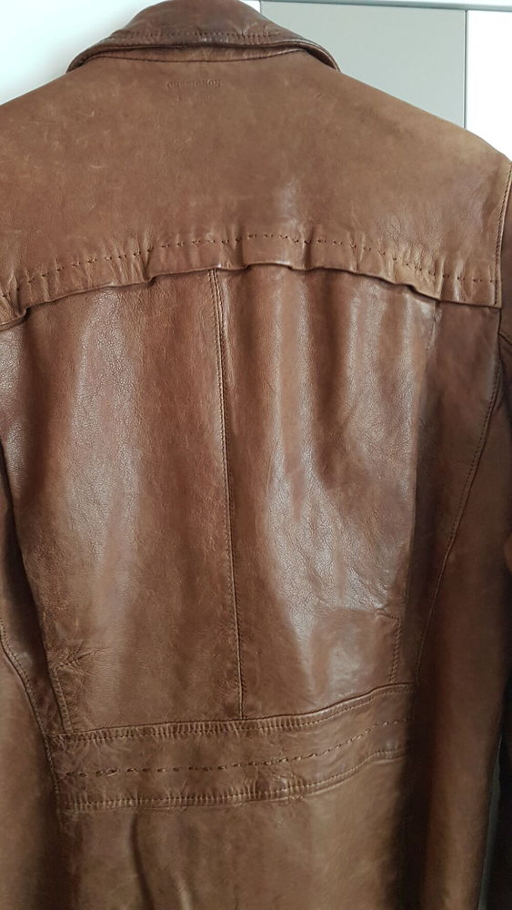 VESTE EN CUIR Vêtements