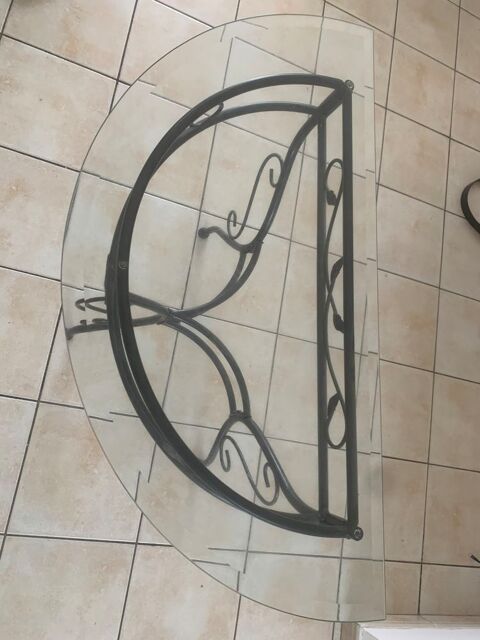 2 gu�ridons en verre et fer forg� 50 Laval (53)