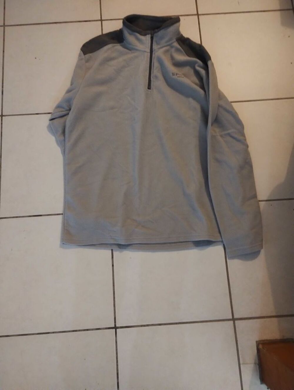 pull Vêtements
