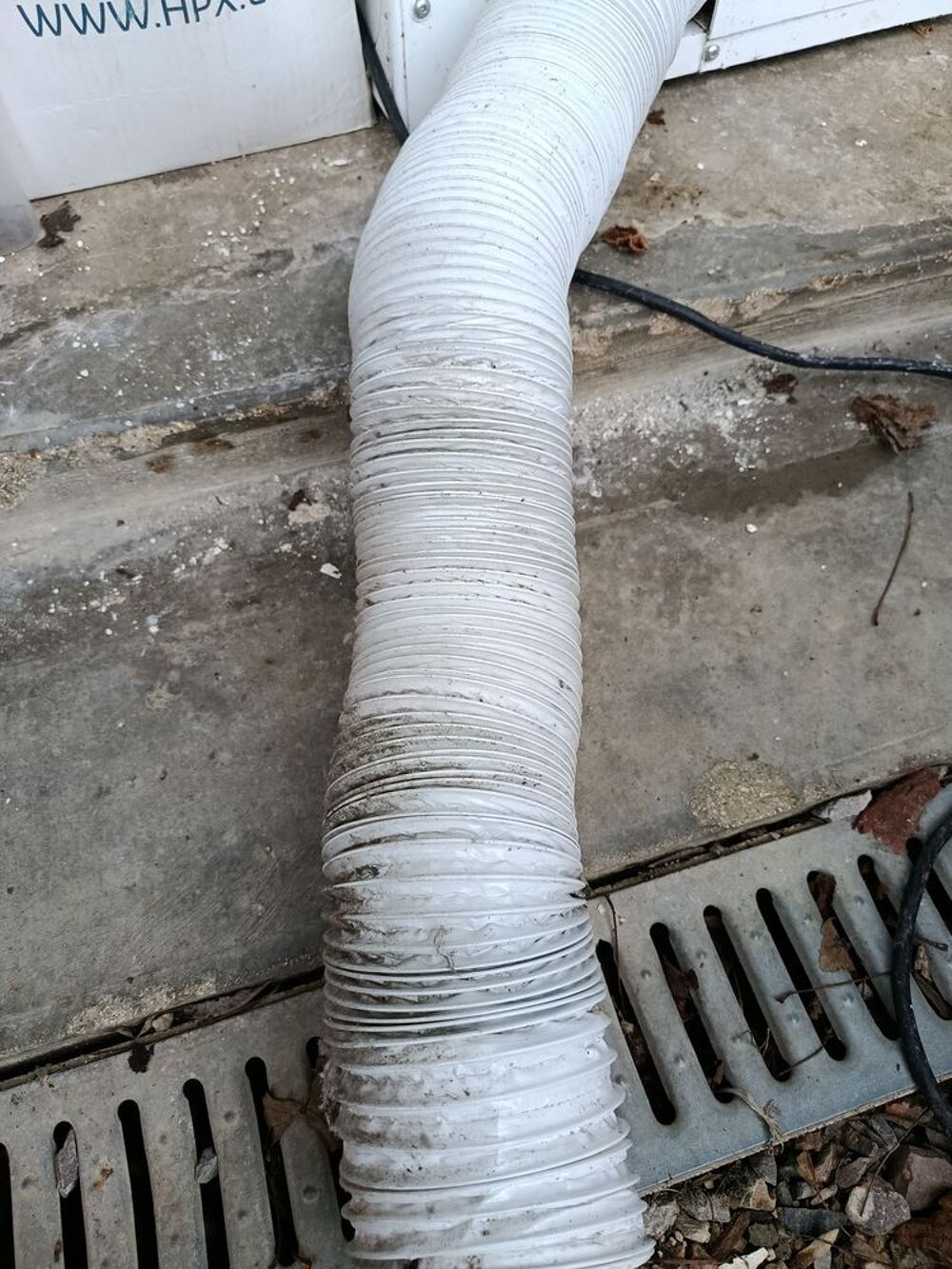 S&egrave;che linge &agrave; &eacute;vacuation Brandt ETE6115F Electrom�nager