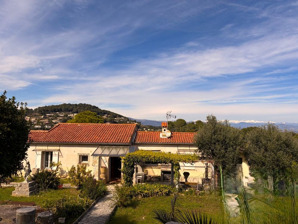 Vente Villa Hauteurs de Vallauris Golfe-Juan ? Charmante propriété à réi Vallauris