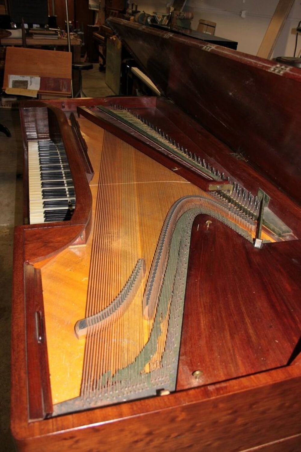 Piano pianoforte carr&eacute; Ignace Pleyel 178 x 79 cm de 1848 Instruments de musique