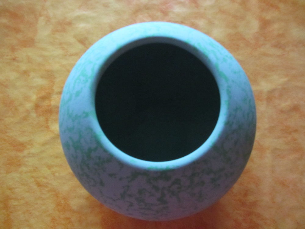VASE VERT forme boule Décoration