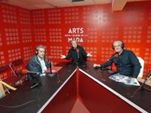   Spectacle de magie en close-up en France et cours chez vous. 