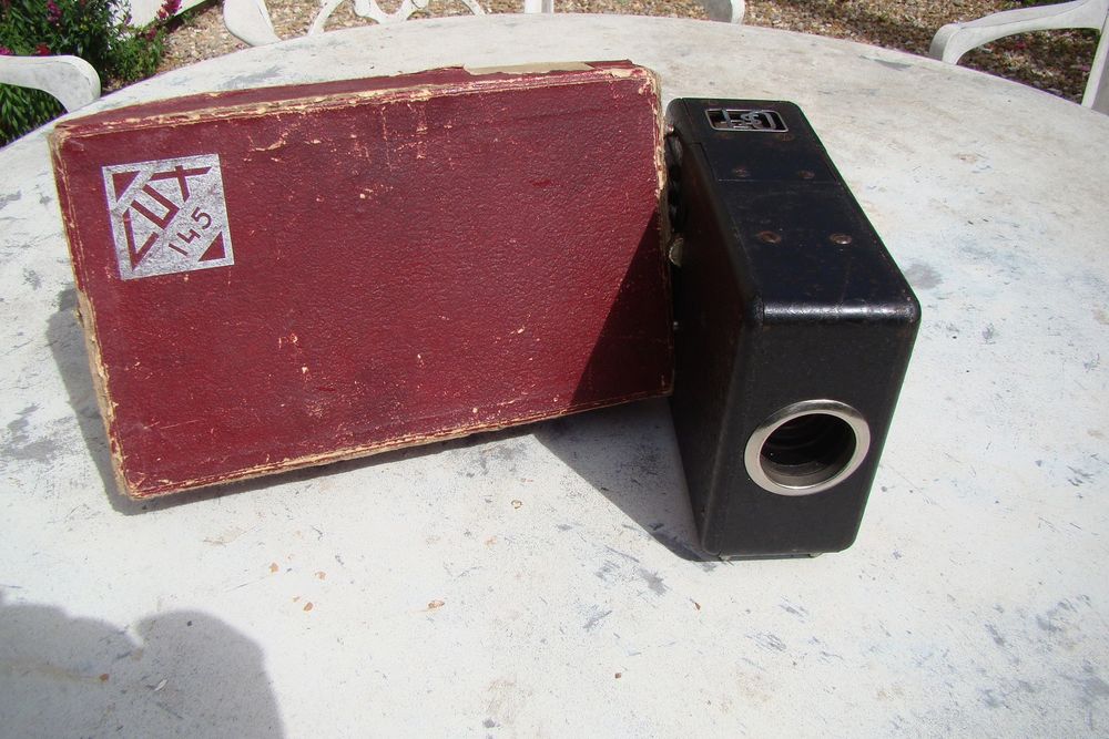 Ancien projecteur film 35 mm OSEF Lux 145 - ann&eacute;es 1950 