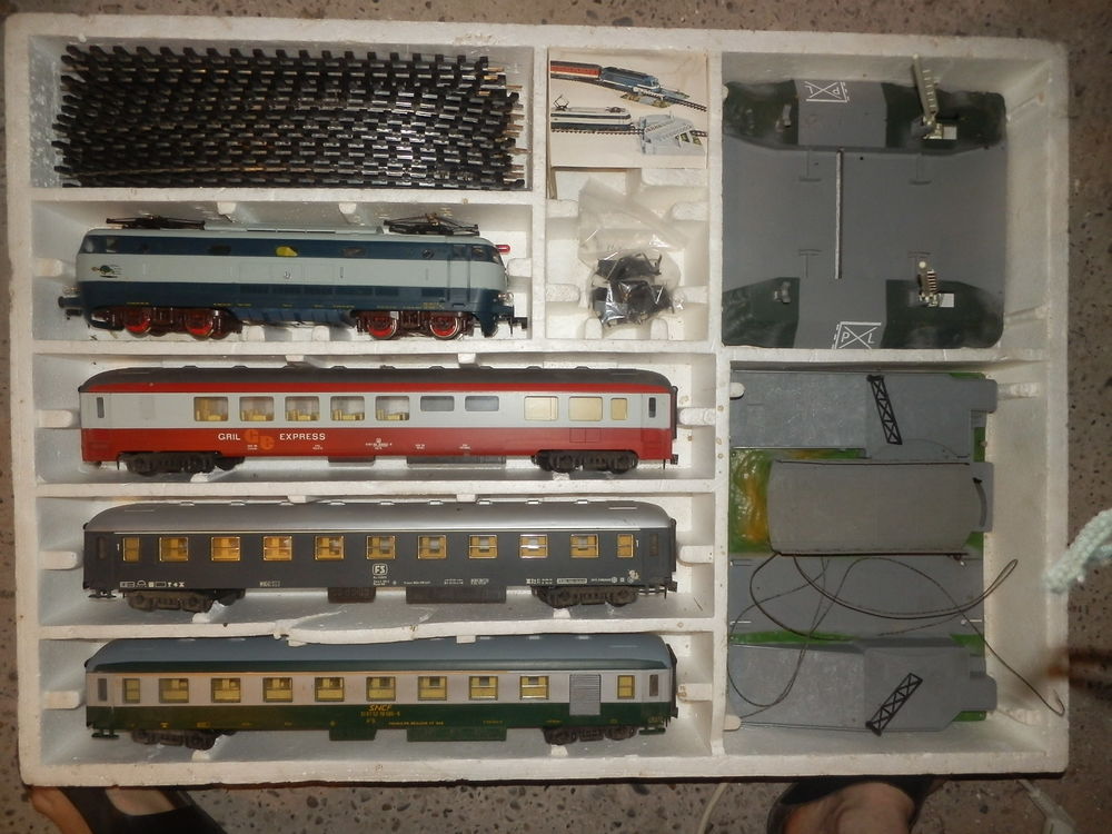 Boites de circuits de trains electriques Lima 1:45 Jeux / jouets
