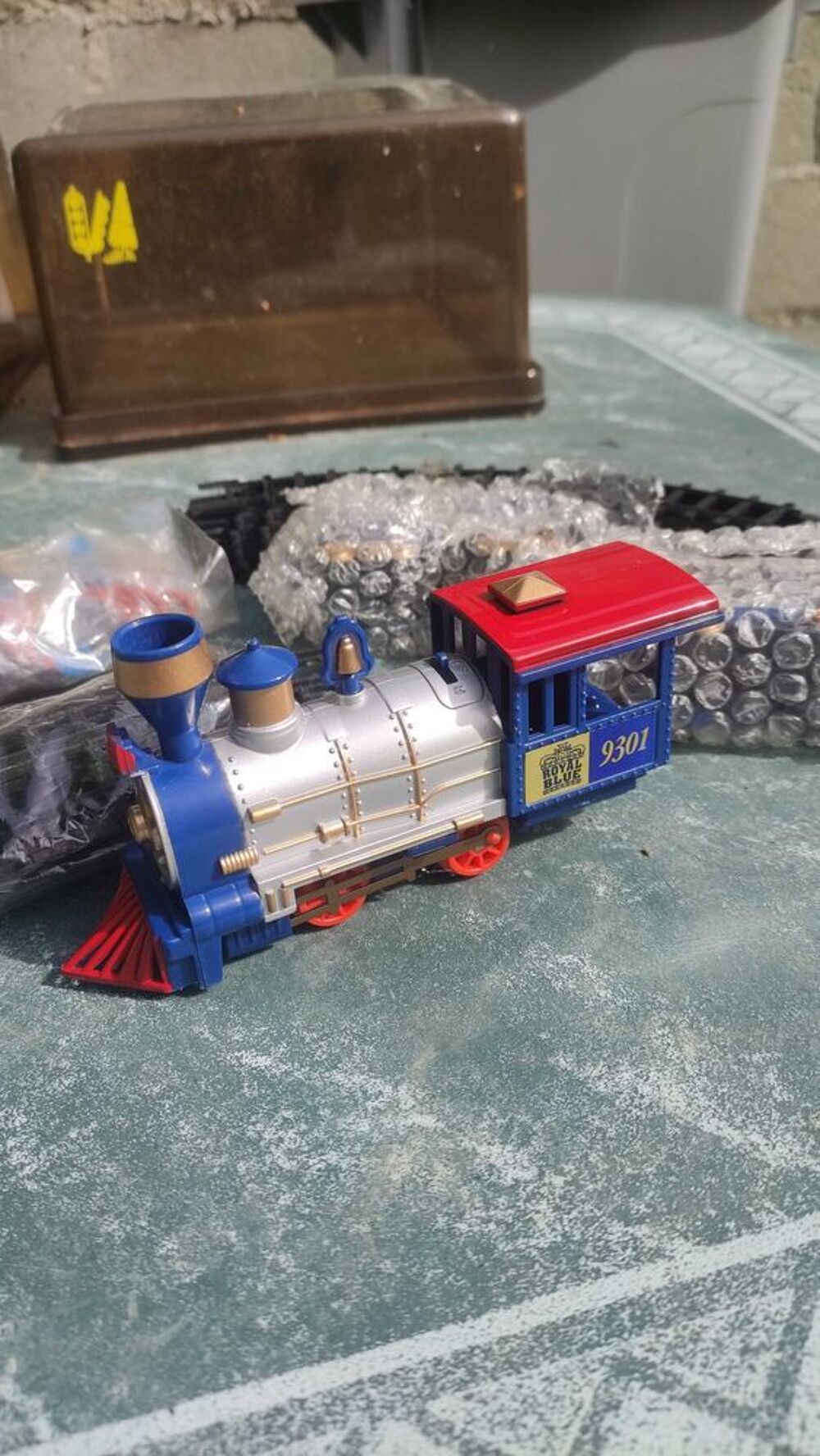 Train miniature Royal Blue 