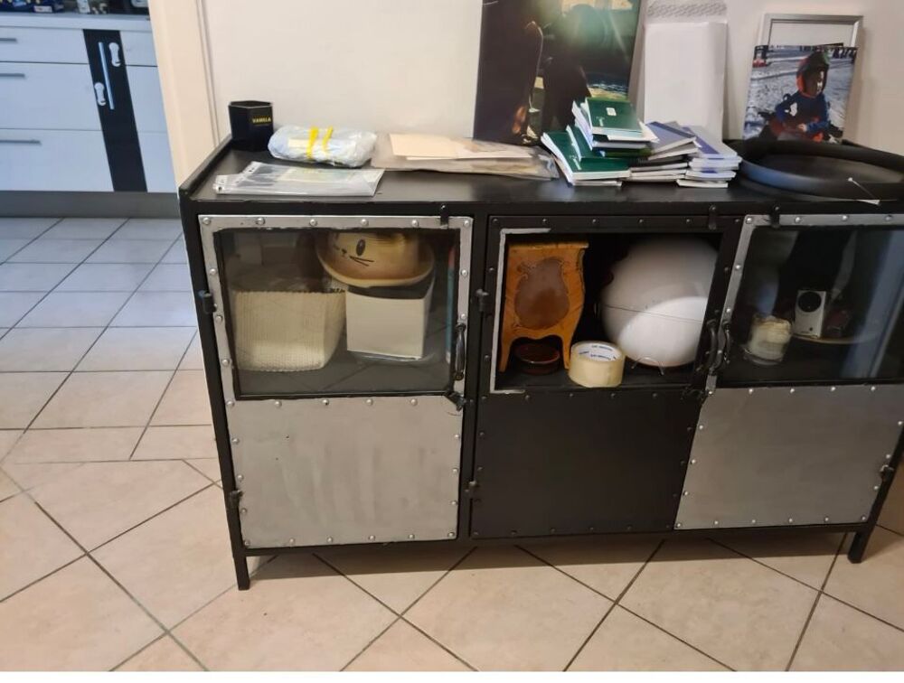 LOT (cause d&eacute;m&eacute;nagement) Meubles