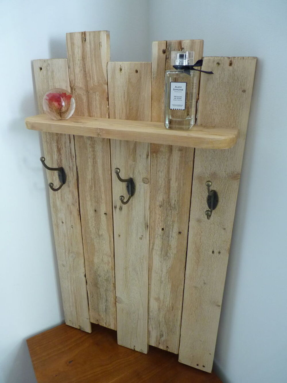 porte manteaux bois palettes Décoration