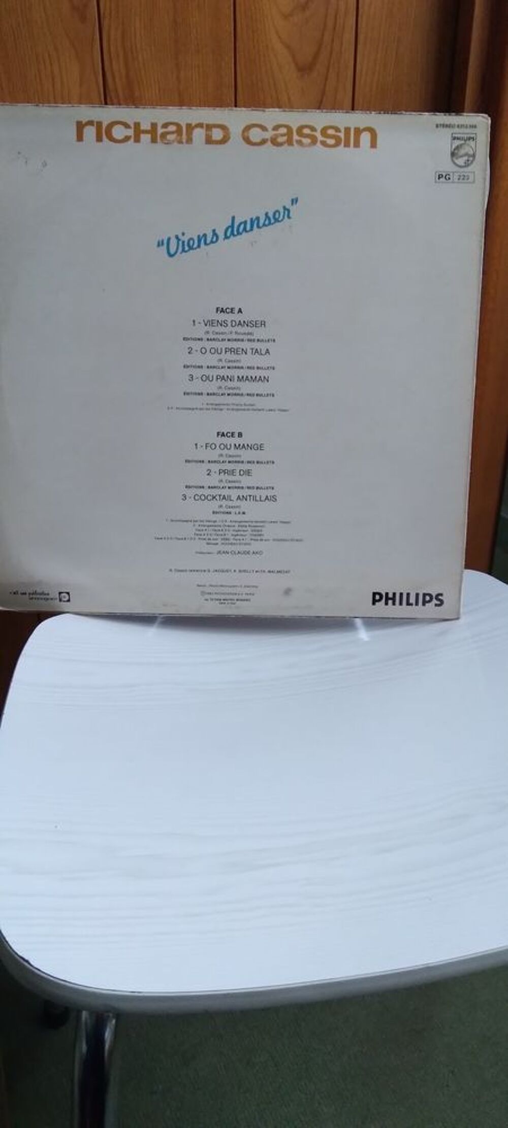 .VINYLE VINTAGE DE MUSIQUE TROPICALE CD et vinyles
