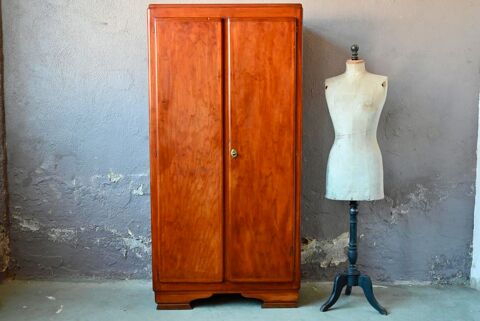 Armoire parisienne penderie ancienne en bois style vintage 650 Wintzenheim (68)