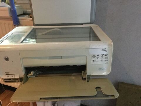 HP  DESKJET 15 Wasquehal (59)