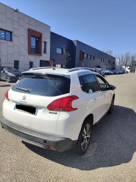 Peugeot 2008 1.2 PureTech 110ch S&S BVM5 Allure