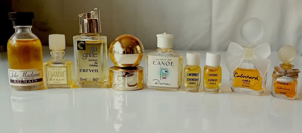 Miniatures de parfum &agrave; 4  