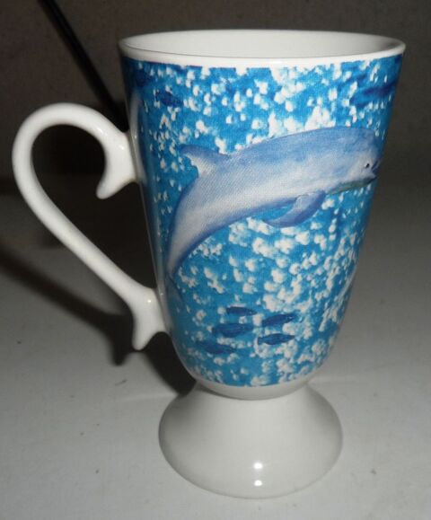 1 Tasse vintage neuve thème poissons La collection Julia.L C 8 Castries (34)