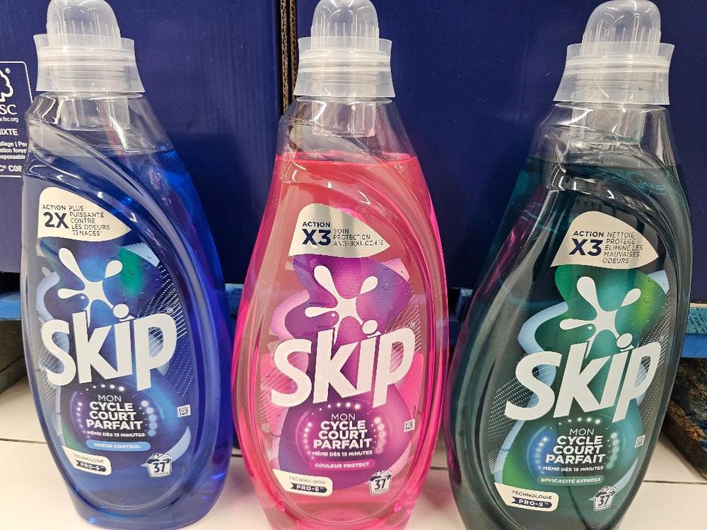 Lessive liquide SKIP fraicheur intense 2x56 lavages Bricolage