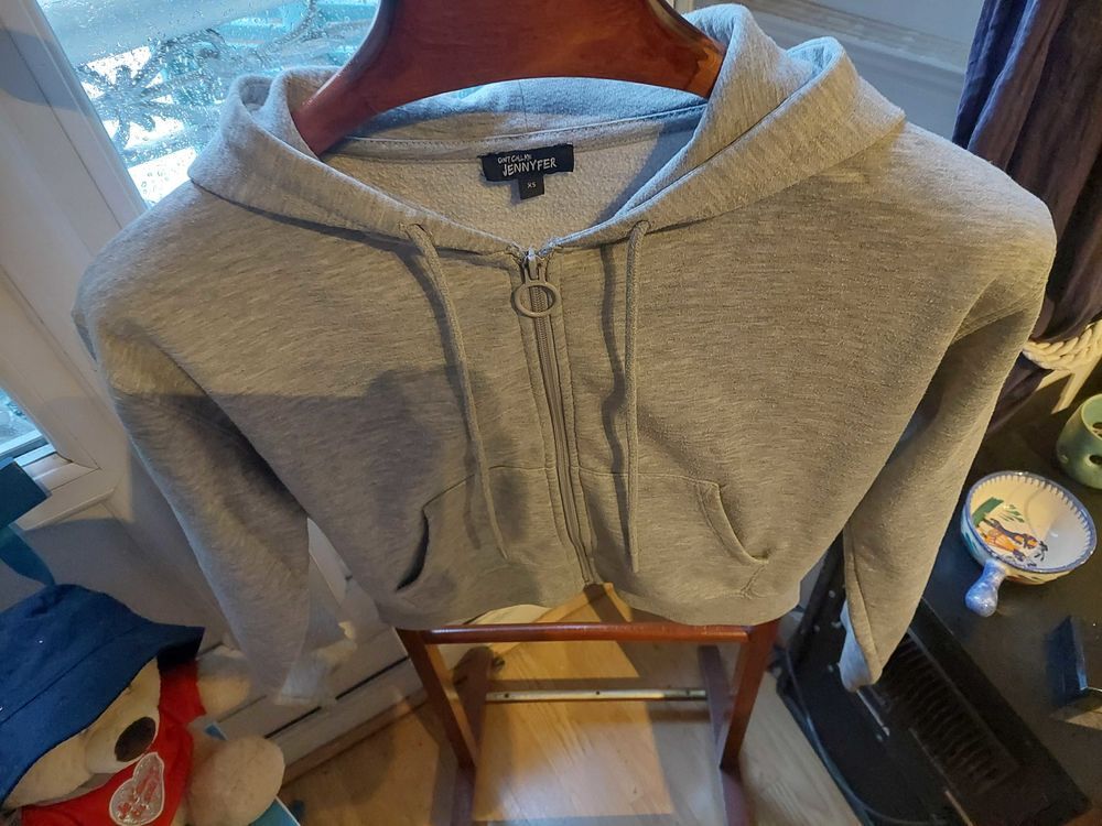 Sweat capuche Vêtements