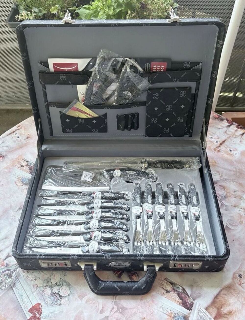 Bemilex set couteaux inox noir/ argent&eacute; avec &eacute;tui Cuisine