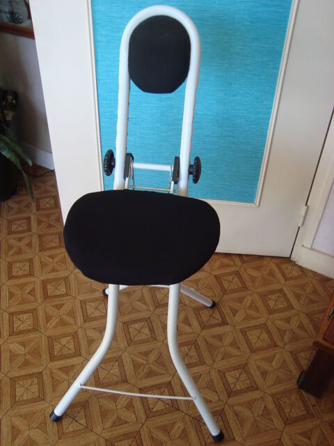 Chaise d'appoint,repassage ou autre 32 Villev�que (49)